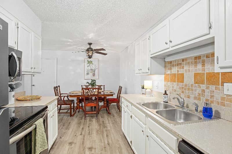 Furnished Finder property 574501_1 photo 9