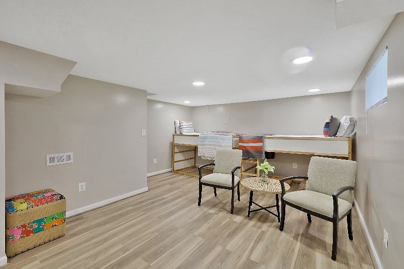Furnished Finder property 574569_1 photo 10