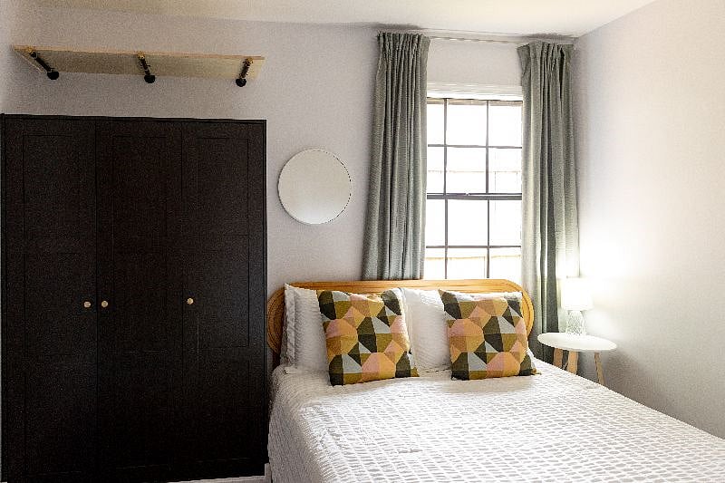 Queen bed in bedroom #2
