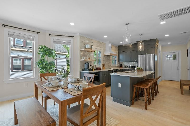Furnished Finder property 574619_1 photo 6