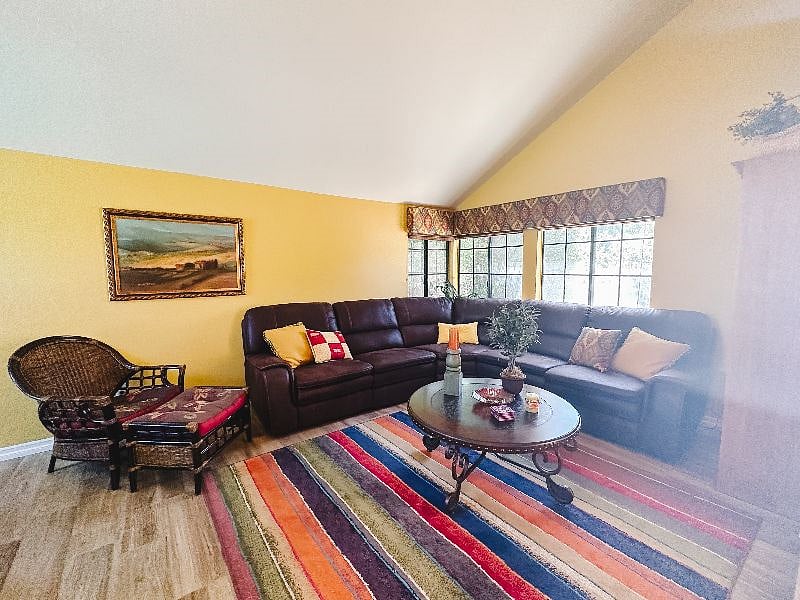 Furnished Finder property 574646_1 photo 8