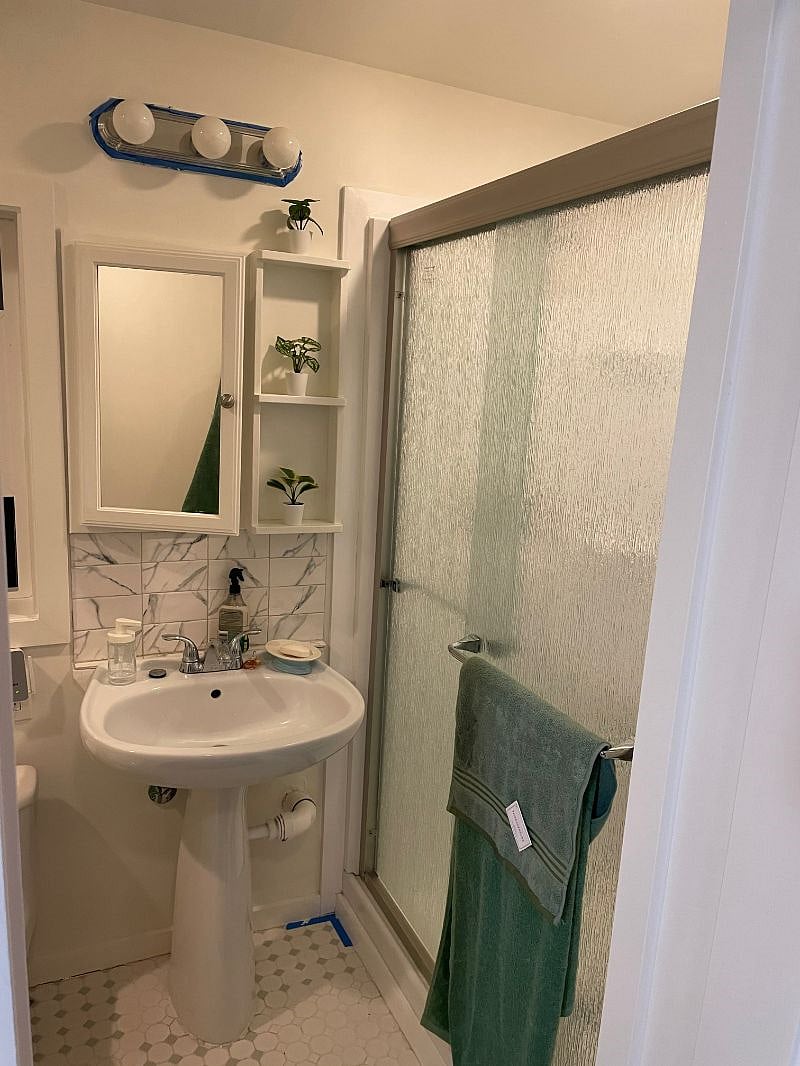 Full shower