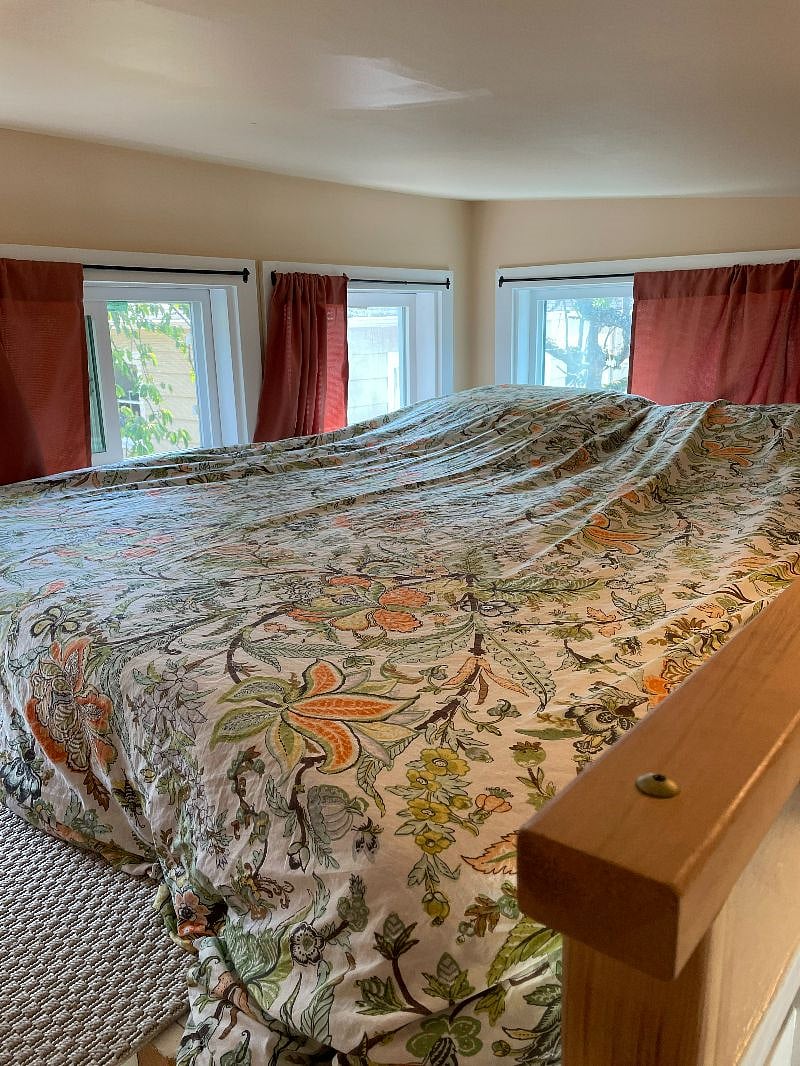 Loft/sleeping nook. There is not room to sit up in bed it's an area just for sleeping.