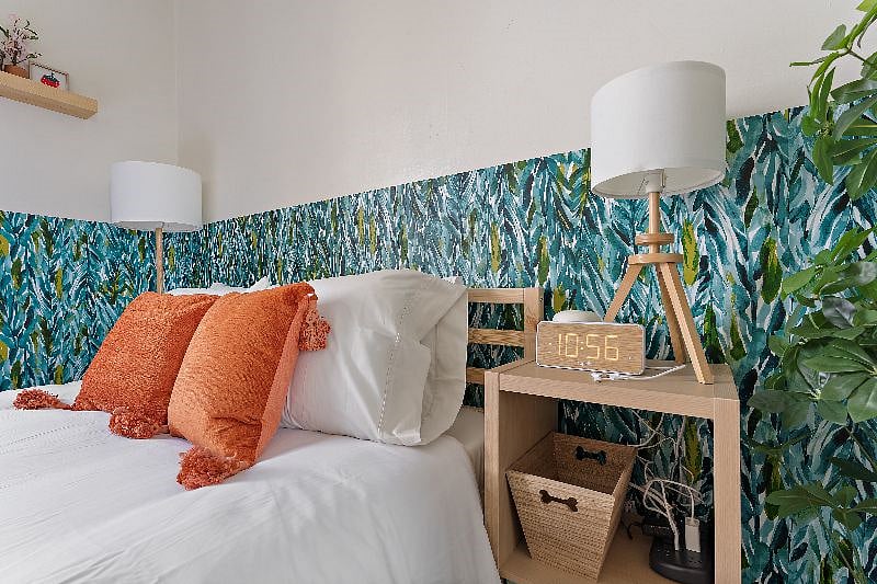 Dedicated AC unit, fan, and air purifier in your room makes your stay comfortable and safe. Multiple mirrors help you look your best no matter the occasion.