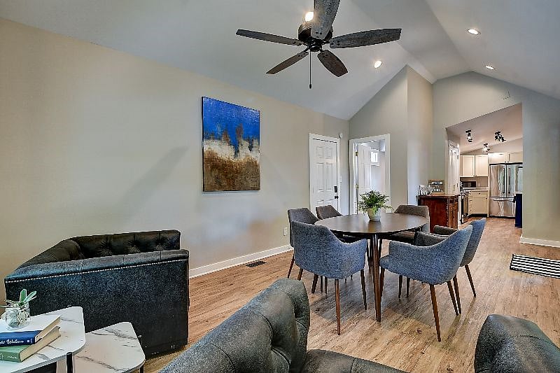 Furnished Finder property 574684_1 photo 5