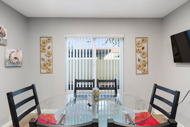 Furnished Finder property 574686_1 photo 10