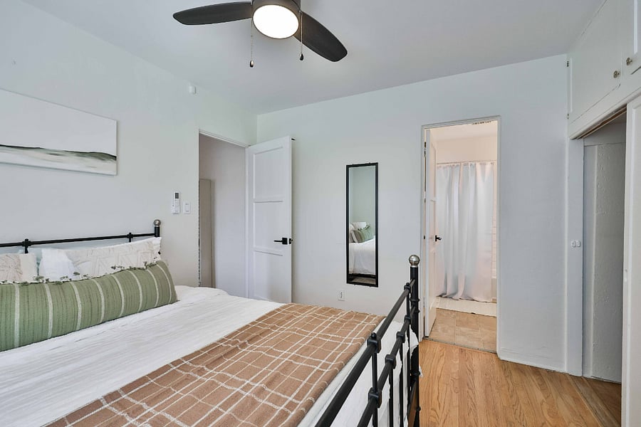 Furnished Finder property 574690_1 photo 25