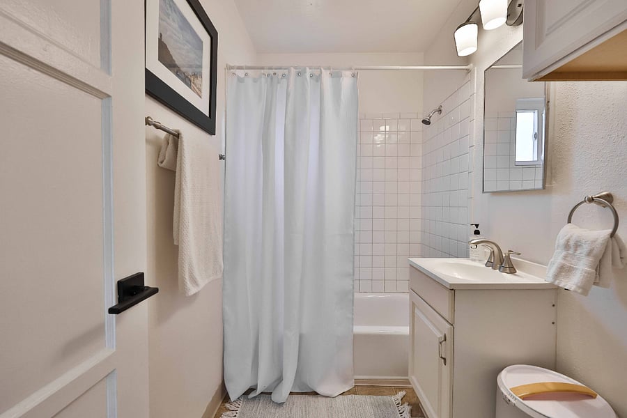 Furnished Finder property 574690_1 photo 32
