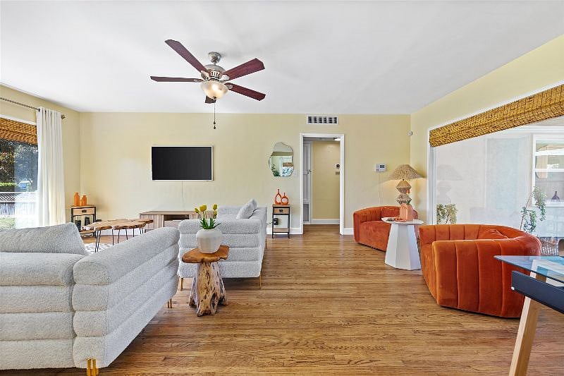 Furnished Finder property 574786_1 photo 8