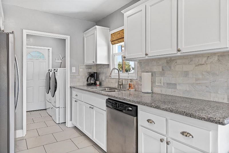 Furnished Finder property 574786_1 photo 20