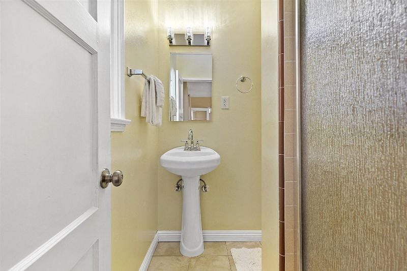 Furnished Finder property 574786_1 photo 39