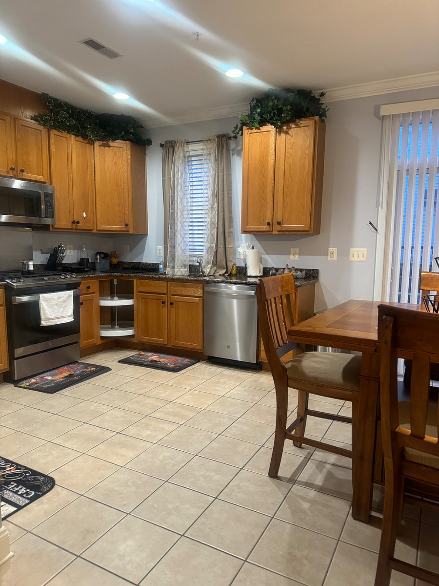 Furnished Finder property 574815_1 photo 11