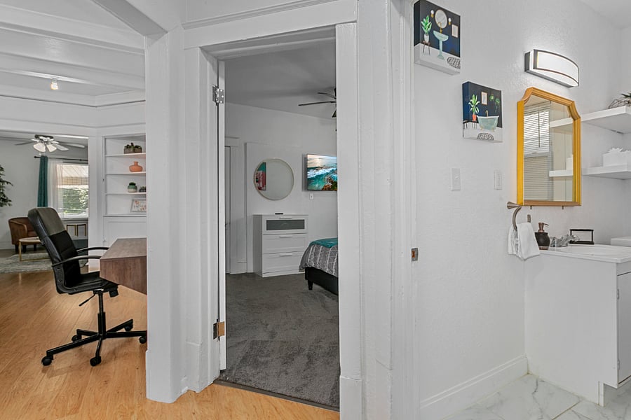 Furnished Finder property 574881_1 photo 20