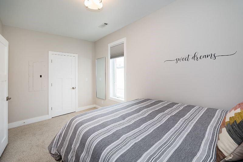 Furnished Finder property 574895_1 photo 12