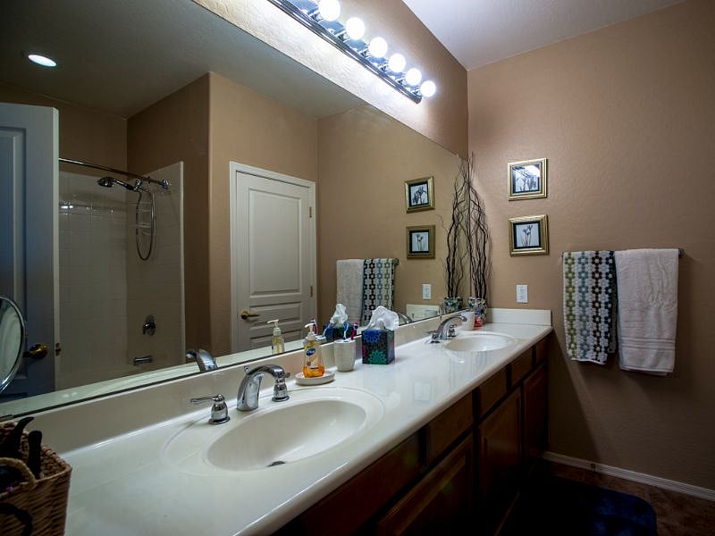 Furnished Finder property 574898_1 photo 8
