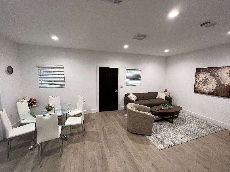 Furnished Finder property 574899_1 photo 5