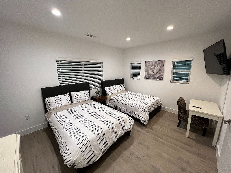 Furnished Finder property 574899_1 photo 12