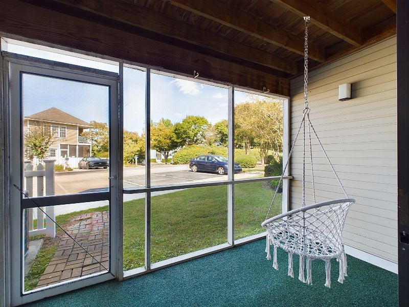 Furnished Finder property 574960_1 photo 24