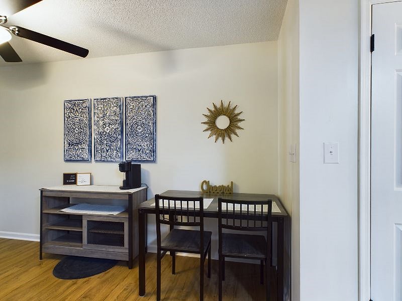 Furnished Finder property 574960_1 photo 23