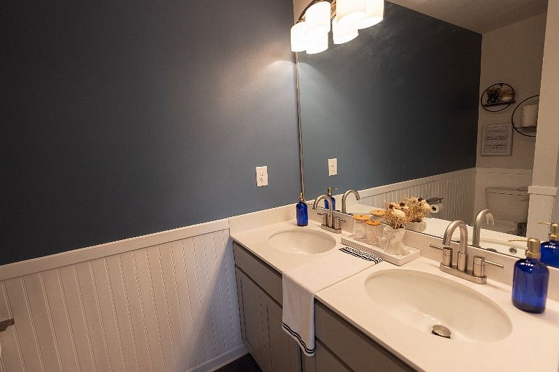 Double Vanity, Walk-In Shower in Master Bathroom