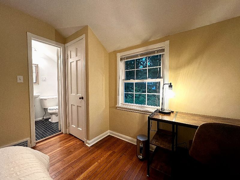 Furnished Finder property 575016_1 photo 10