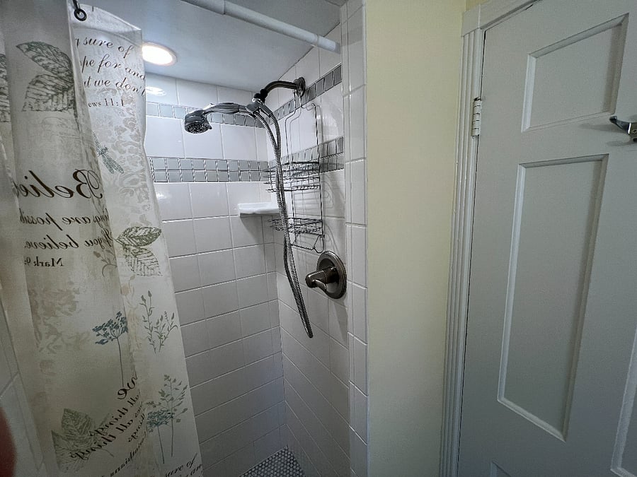 Furnished Finder property 575016_3 photo 3