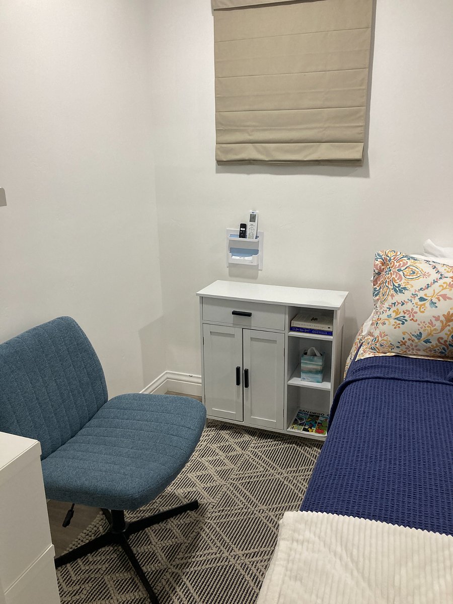 Bedroom sitting area