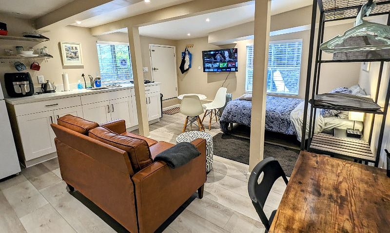 Furnished Finder property 575055_1 photo 1