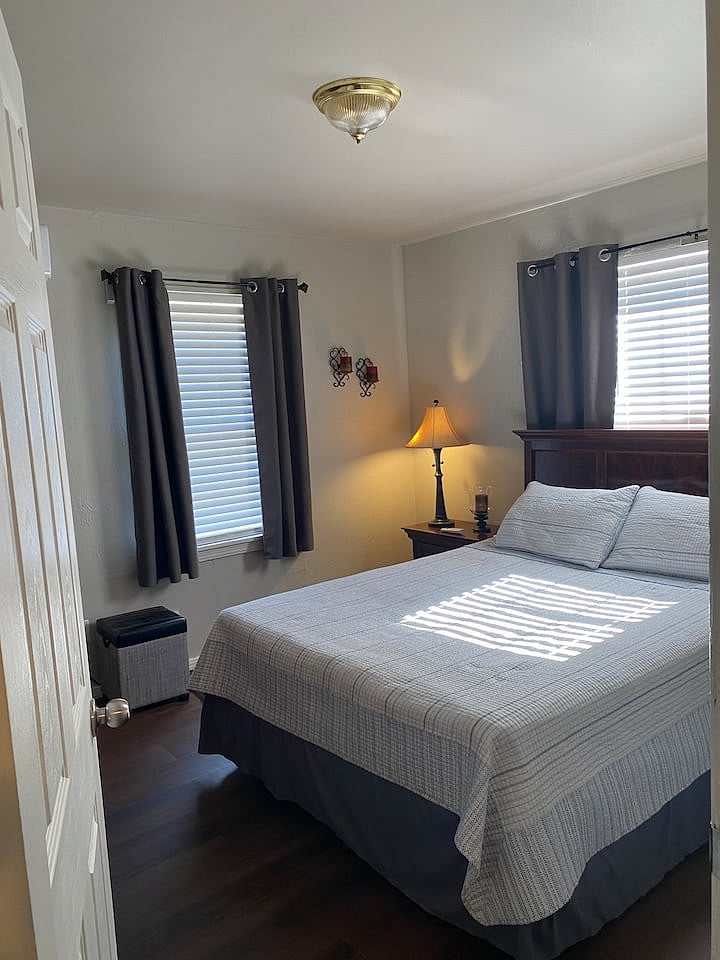 Furnished Finder property 575075_1 photo 3
