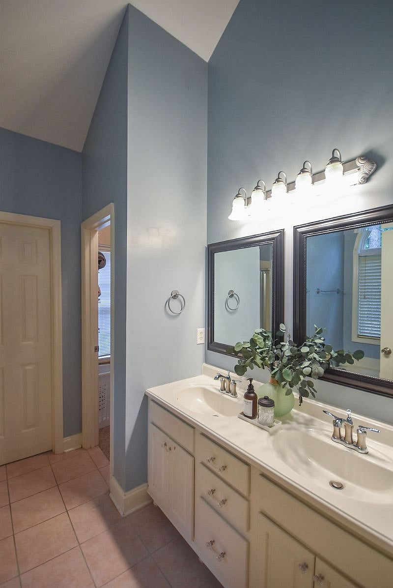 Furnished Finder property 575090_1 photo 18
