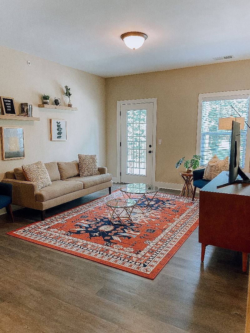 Furnished Finder property 575105_1 photo 1