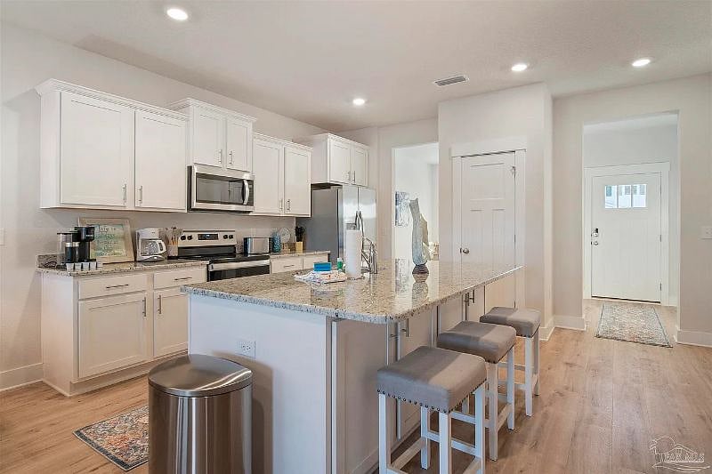 Furnished Finder property 575140_1 photo 9