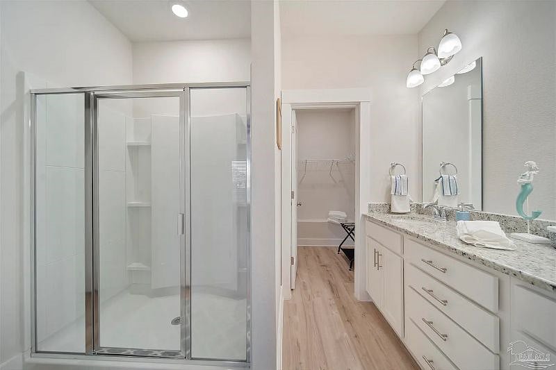 Furnished Finder property 575140_1 photo 24