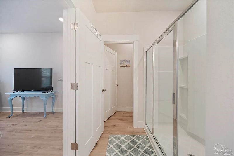 Furnished Finder property 575140_1 photo 23