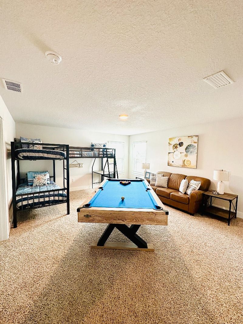 Upstairs Pool/Bunk Room 