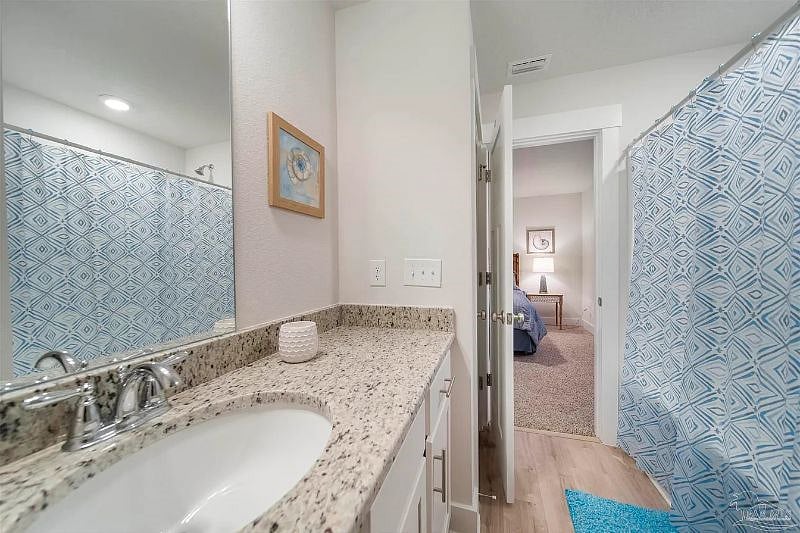 Upstairs Master Bath