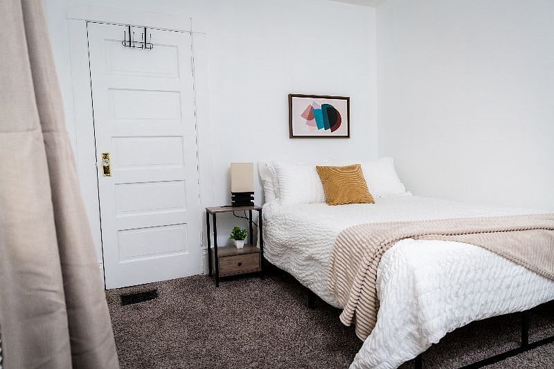 Furnished Finder property 575146_1 photo 13