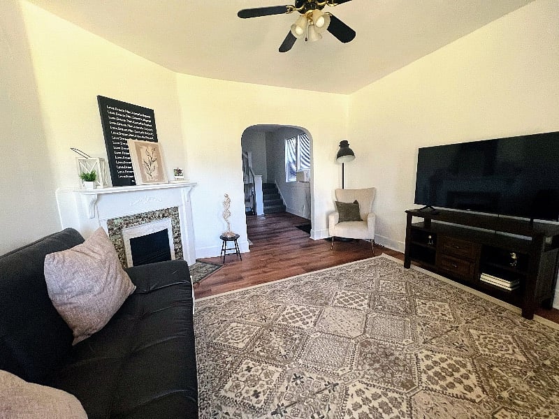 Furnished Finder property 575146_1 photo 3
