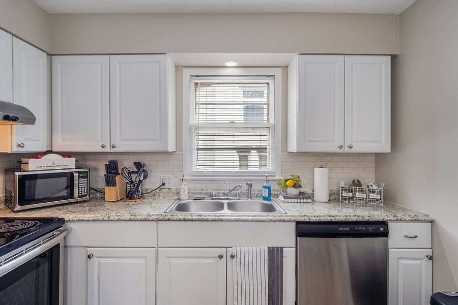 Furnished Finder property 575187_5 photo 6