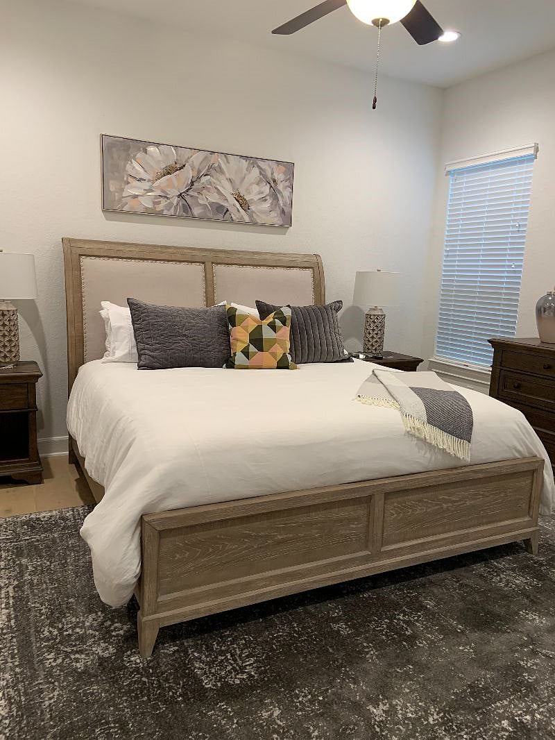 Furnished Finder property 575203_1 photo 3