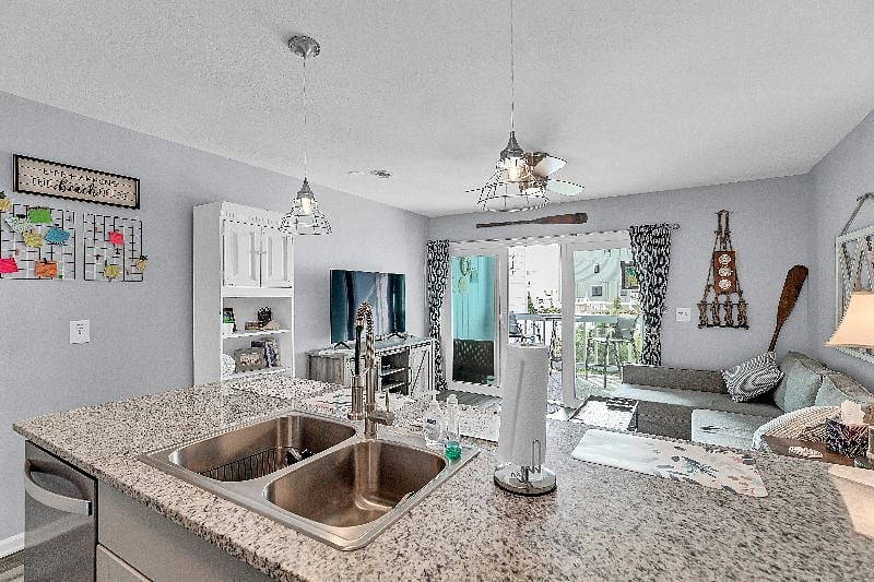 Furnished Finder property 575245_1 photo 5
