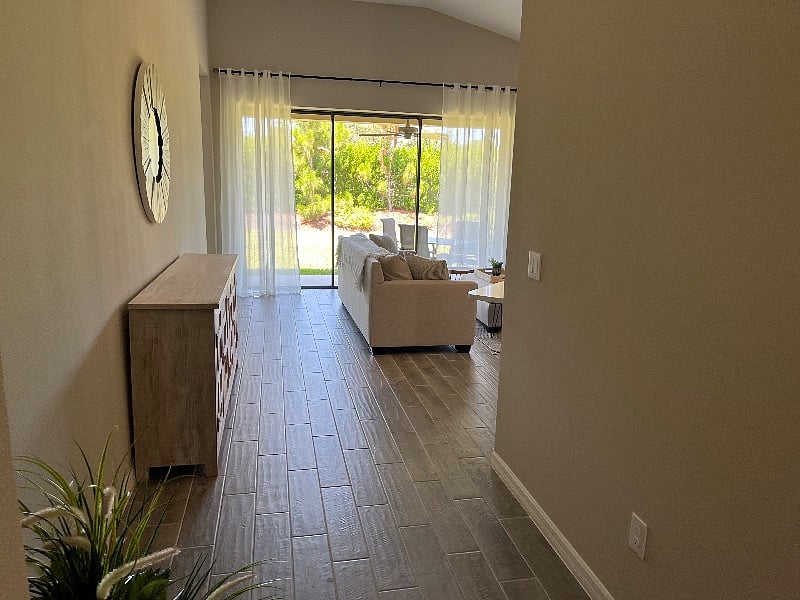 Furnished Finder property 575248_1 photo 4