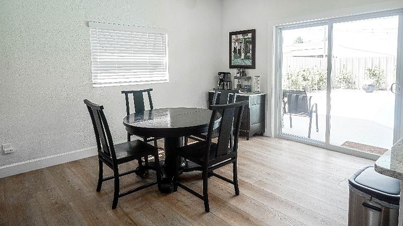 Furnished Finder property 575312_1 photo 28