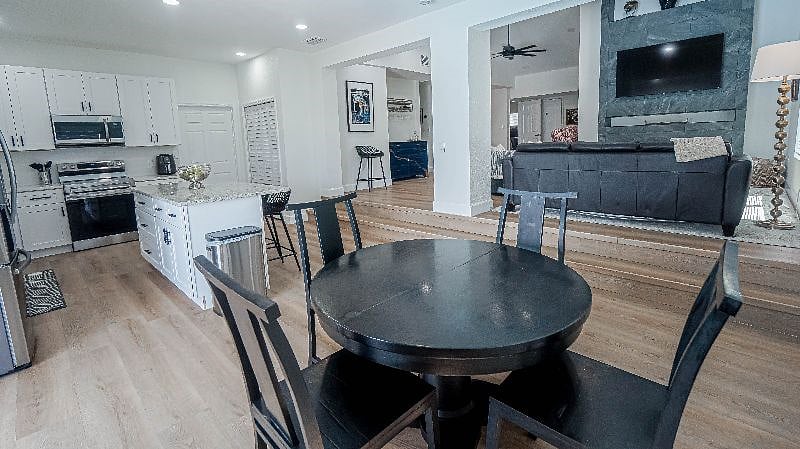 Furnished Finder property 575312_1 photo 30