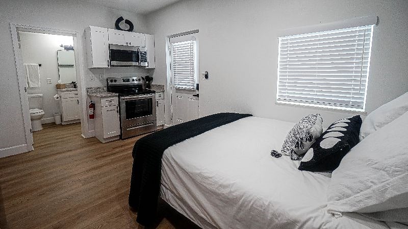 Furnished Finder property 575312_1 photo 53