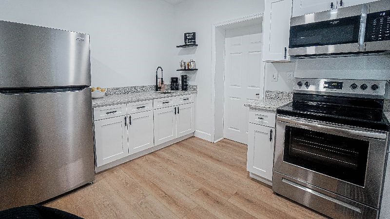 Furnished Finder property 575312_1 photo 54