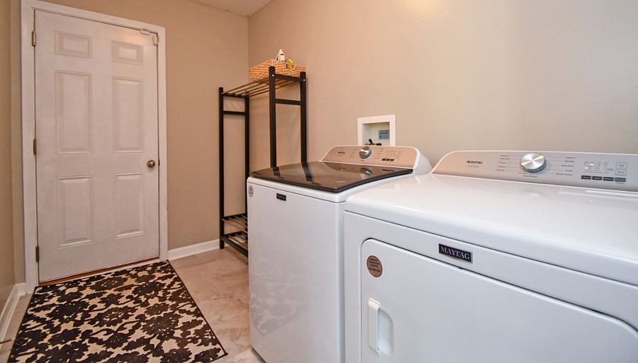 Furnished Finder property 575316_1 photo 29