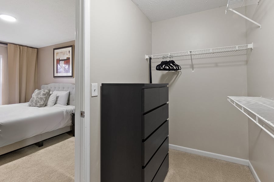 Bedroom 2-King