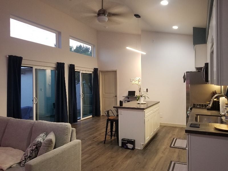 Furnished Finder property 575341_1 photo 12