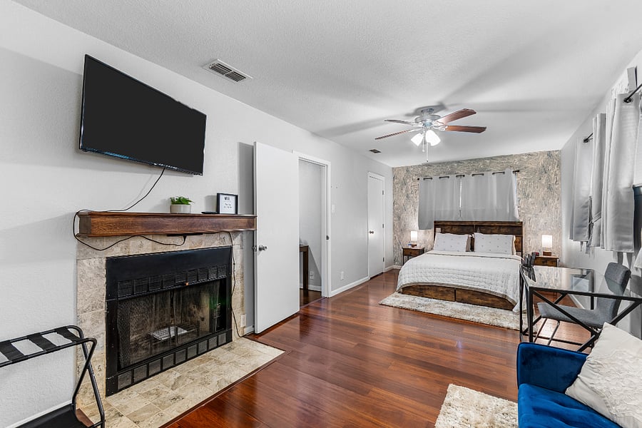 Furnished Finder property 575454_1 photo 8